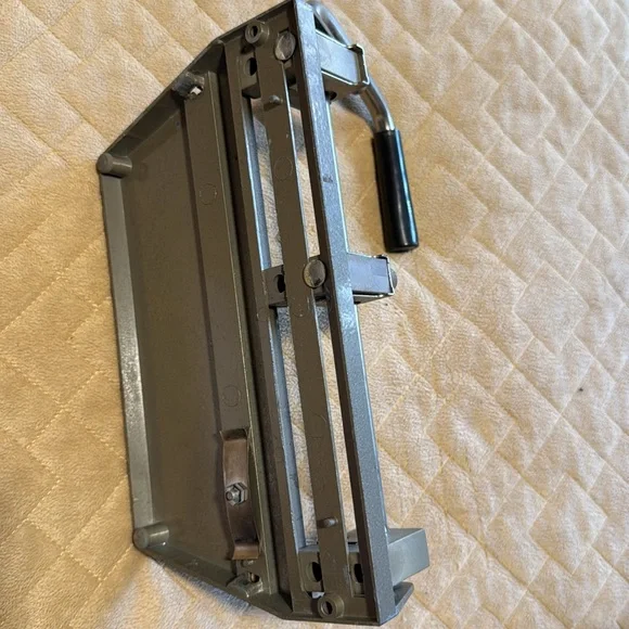 Vintage Boston 3 hole punch. - Picture 2 of 5